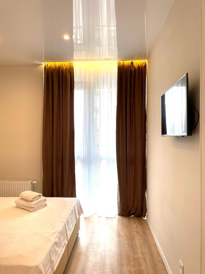Mira Apart-Hotel Kiev Luaran gambar