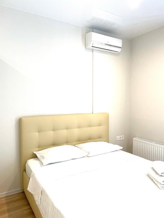 Mira Apart-Hotel Kiev Luaran gambar