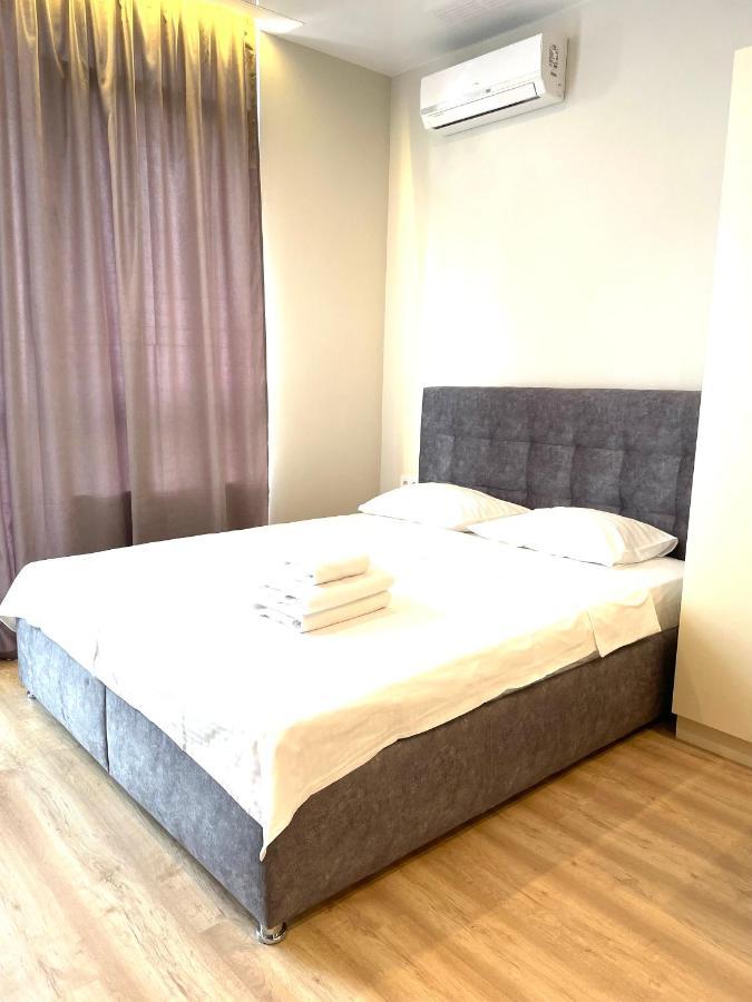 Mira Apart-Hotel Kiev Luaran gambar